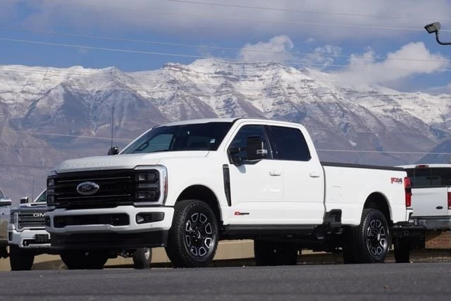 2025 Ford Super Duty 5th Gen - Image 2 of 21