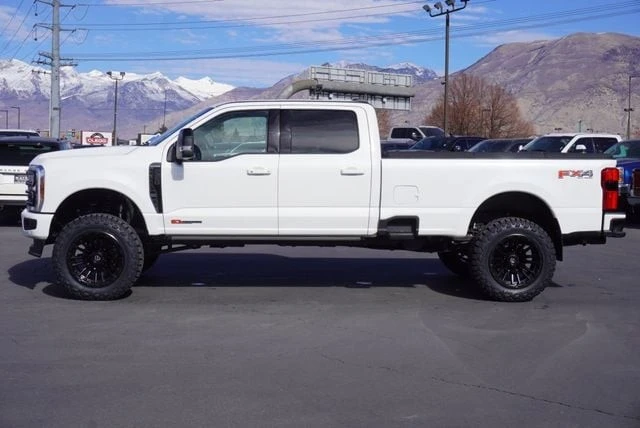 2025 Ford Super Duty 5th Gen - Image 7 of 21