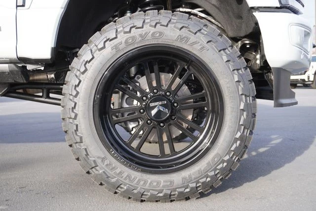 2025 Ford Super Duty 5th Gen - Image 17 of 21