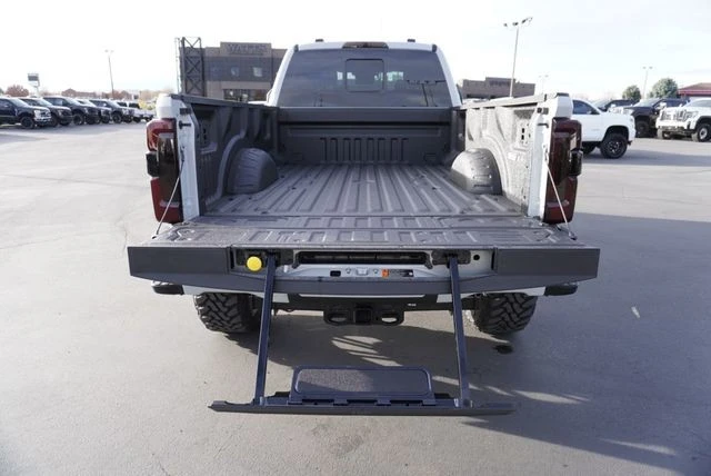 2025 Ford Super Duty 5th Gen - Image 11 of 21