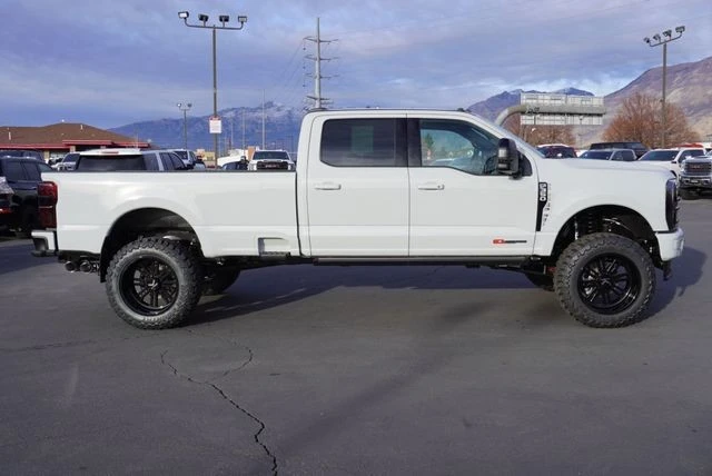 2025 Ford Super Duty 5th Gen - Image 14 of 21