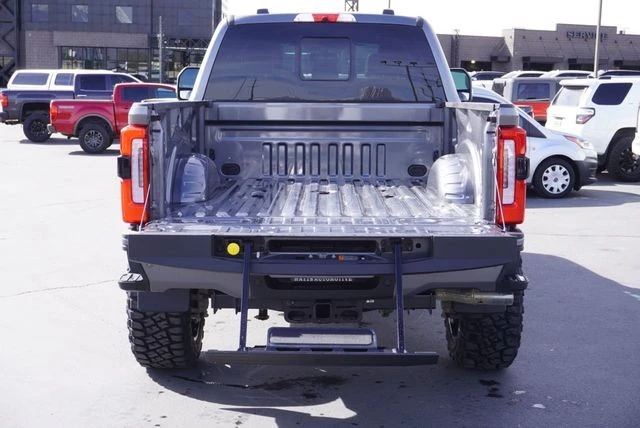 2025 Ford Super Duty 5th Gen - Image 12 of 31
