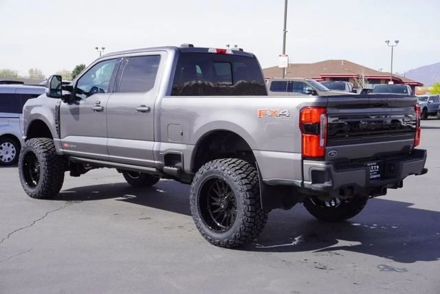 2025 Ford Super Duty 5th Gen - Image 10 of 31