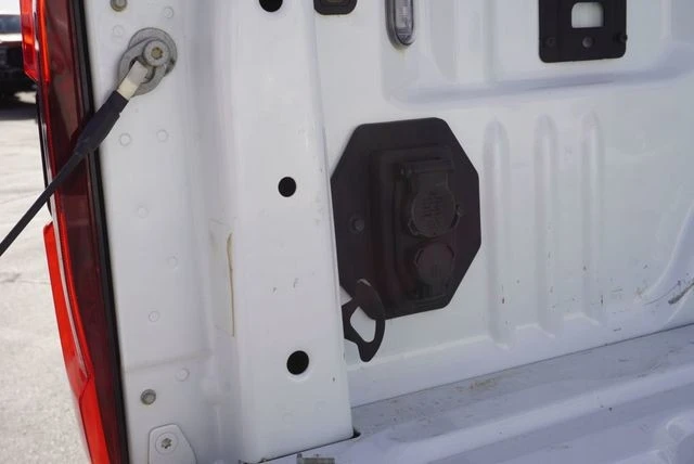 2025 Ford Super Duty 5th Gen - Image 12 of 21