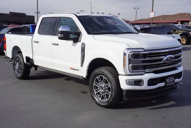 2025 Ford Super Duty 5th Gen - Image 17 of 21
