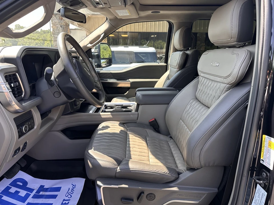 2025 Ford Super Duty 5th Gen - Image 11 of 31