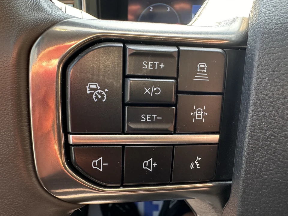 2025 Ford Super Duty 5th Gen - Image 23 of 31