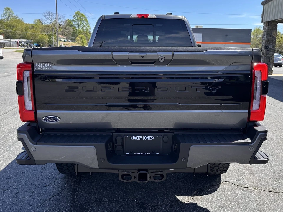 2025 Ford Super Duty 5th Gen - Image 7 of 21
