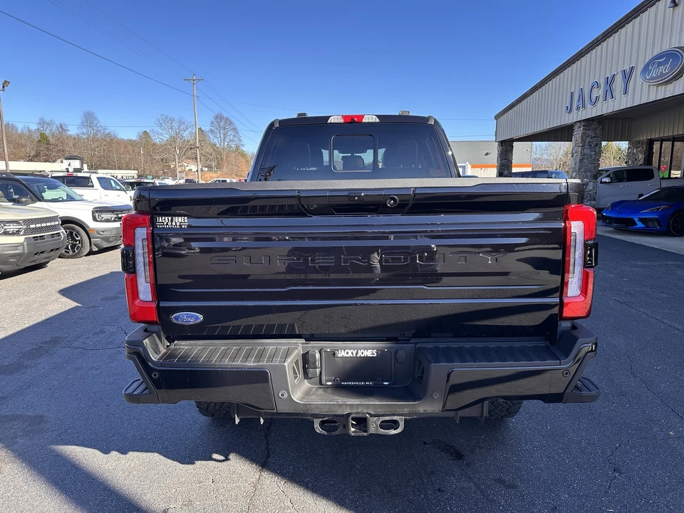 2025 Ford Super Duty 5th Gen - Image 6 of 12