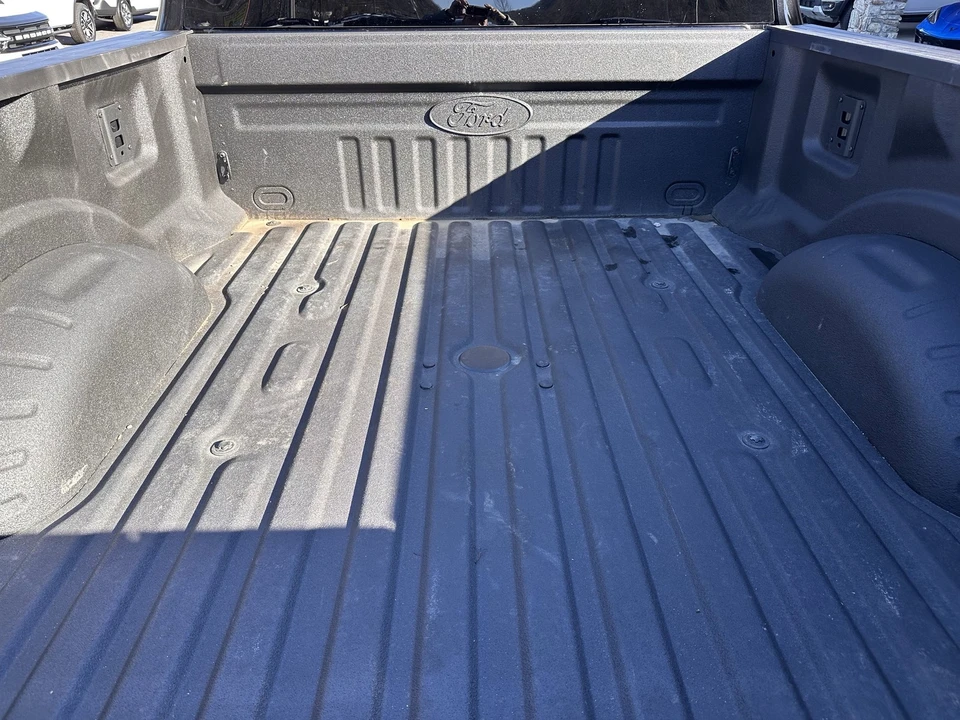 2025 Ford Super Duty 5th Gen - Image 8 of 12