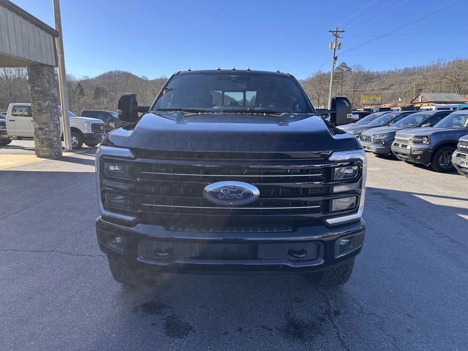 2025 Ford Super Duty 5th Gen - Image 2 of 12