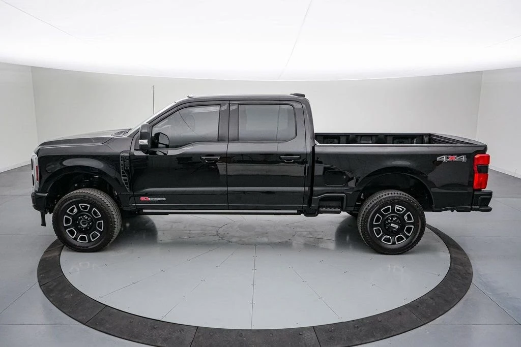 2025 Ford Super Duty 5th Gen - Image 9 of 21