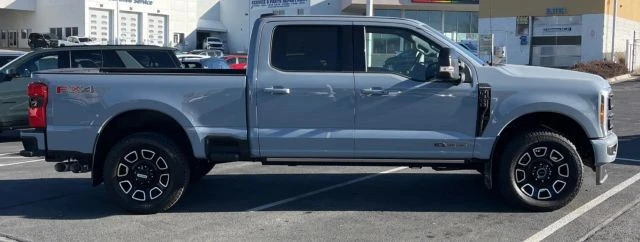 2025 Ford Super Duty 5th Gen - Image 2 of 8