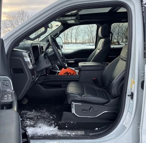 2025 Ford Super Duty 5th Gen - Image 7 of 10