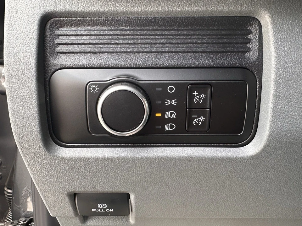 2025 Ford Super Duty 5th Gen - Image 16 of 21