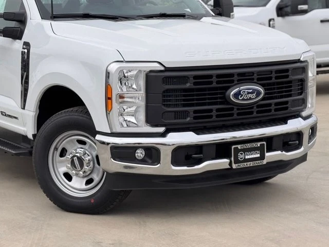 2025 Ford Super Duty 5th Gen - Image 3 of 12