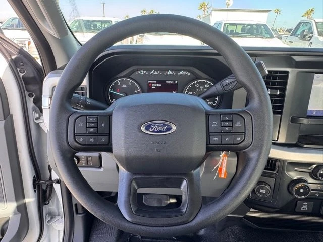 2025 Ford Super Duty 5th Gen - Image 19 of 21