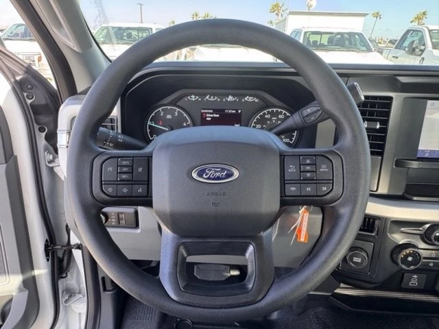 2025 Ford Super Duty 5th Gen - Image 19 of 21