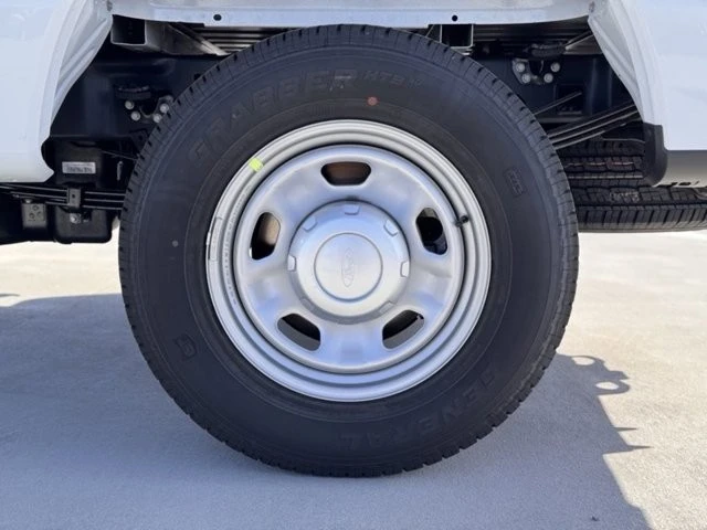 2025 Ford Super Duty 5th Gen - Image 14 of 21