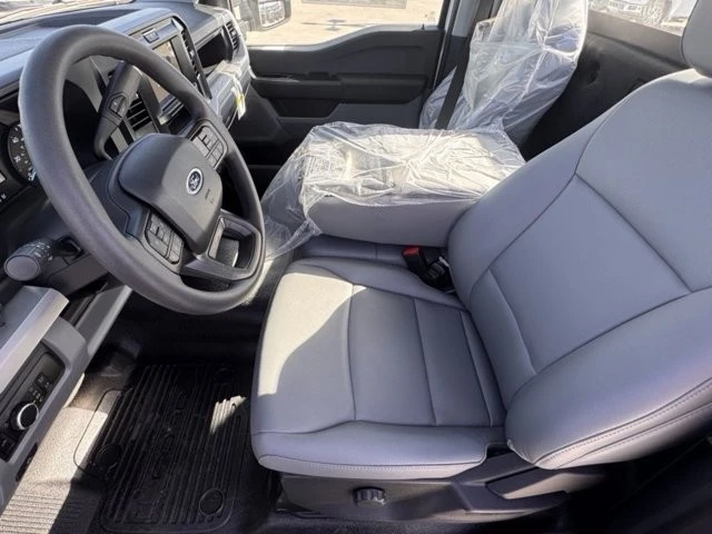 2025 Ford Super Duty 5th Gen - Image 16 of 24