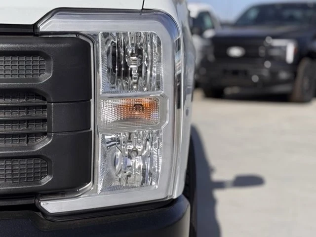 2025 Ford Super Duty 5th Gen - Image 8 of 24