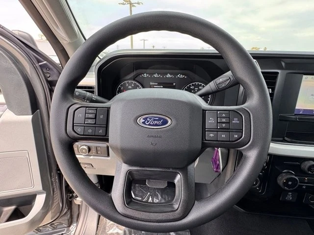 2025 Ford - Image 19 of 25
