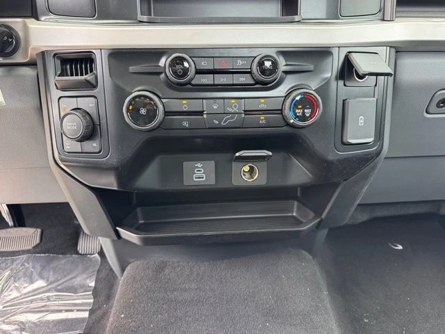 2025 Ford - Image 22 of 25