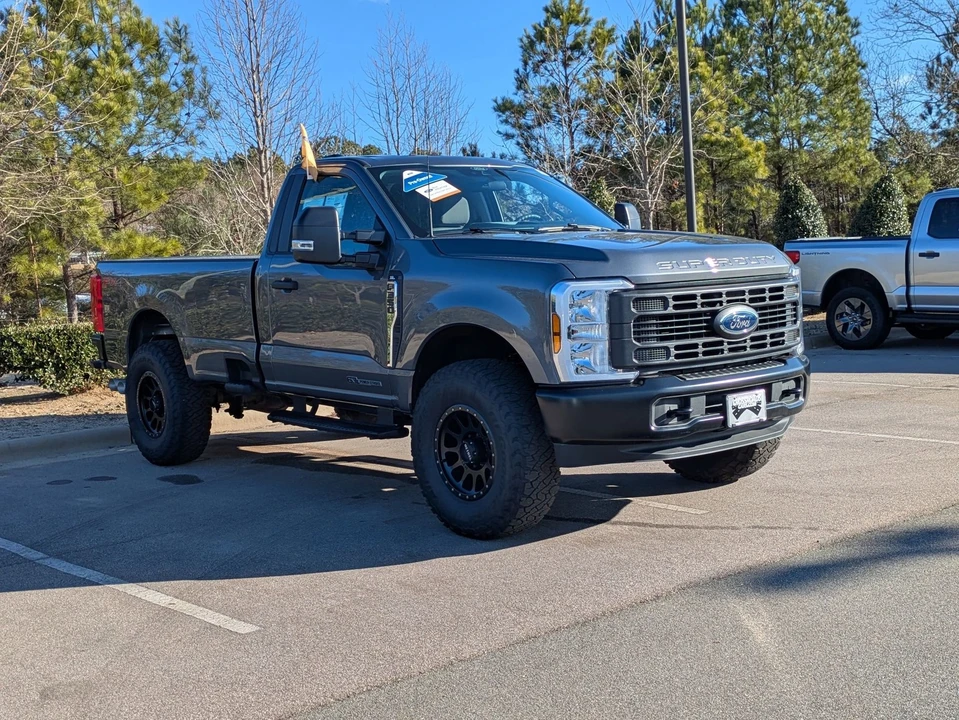 2025 Ford Super Duty 5th Gen - Image 2 of 12