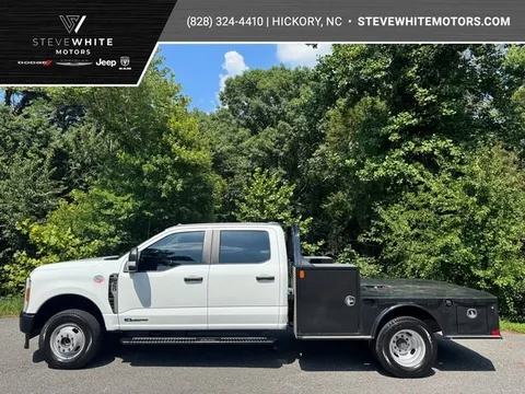 2025 Ford F-350 Super Duty XL Crew Cab 4WD Diesel