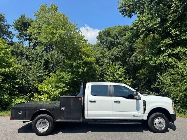 2025 Ford Super Duty 5th Gen - Image 5 of 25