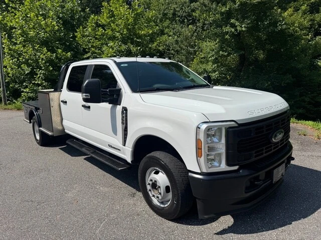2025 Ford Super Duty 5th Gen - Image 4 of 25