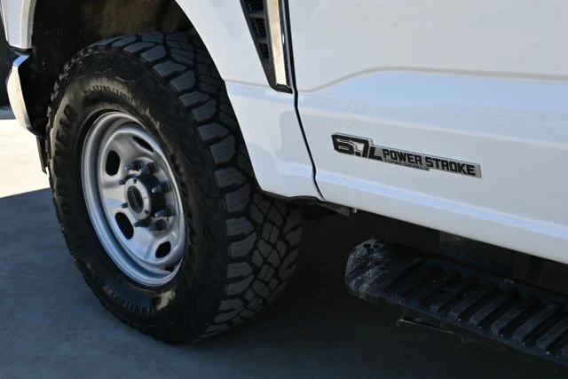 2025 Ford Super Duty 5th Gen - Image 9 of 18