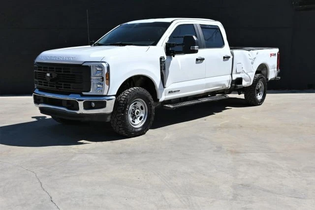 2025 Ford Super Duty 5th Gen - Image 3 of 18