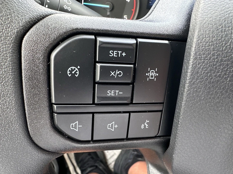 2025 Ford Super Duty 5th Gen - Image 18 of 21