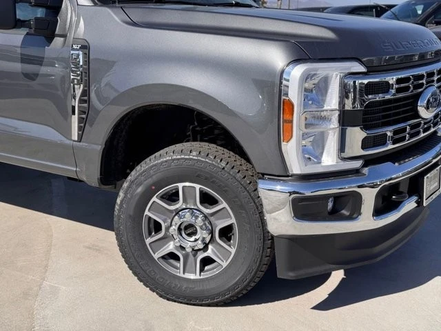 2025 Ford Super Duty 5th Gen - Image 4 of 12