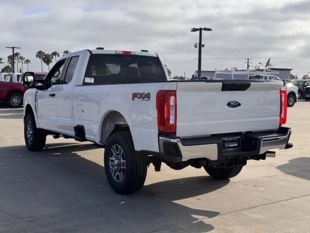2025 Ford Super Duty 5th Gen - Image 10 of 12