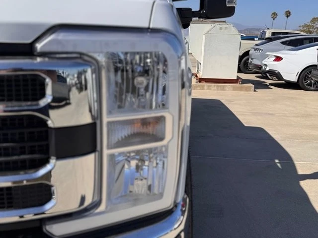 2025 Ford Super Duty 5th Gen - Image 8 of 12