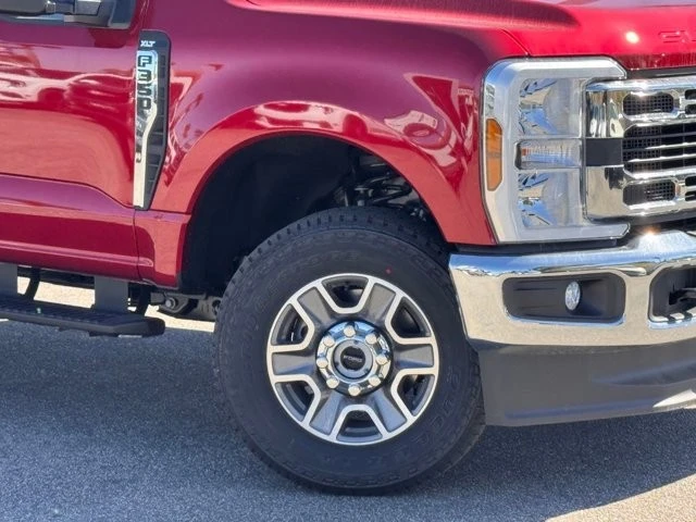 2025 Ford Super Duty 5th Gen - Image 4 of 12