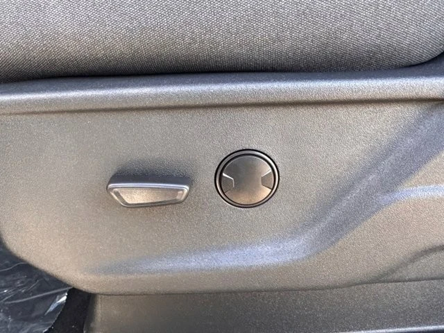 2025 Ford Super Duty 5th Gen - Image 18 of 27