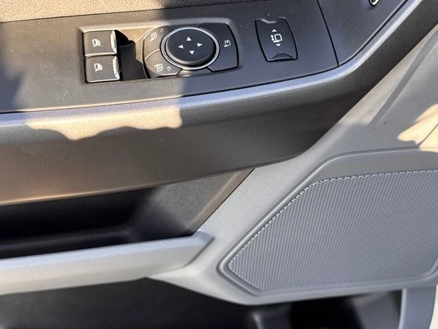 2025 Ford Super Duty 5th Gen - Image 16 of 27