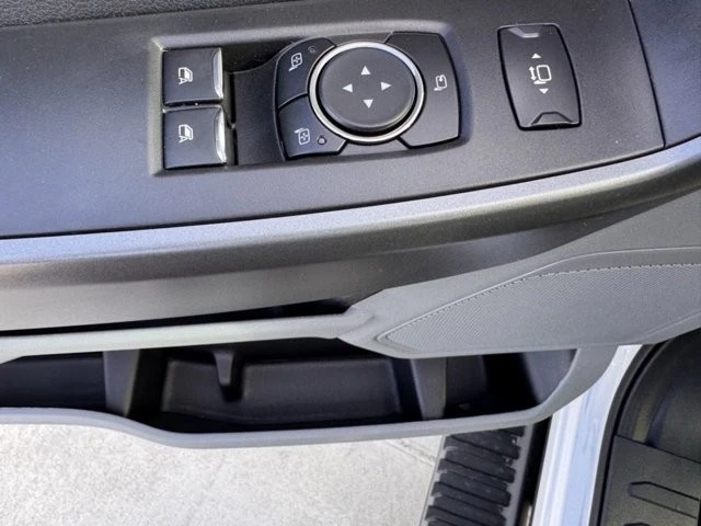 2025 Ford Super Duty 5th Gen - Image 16 of 27