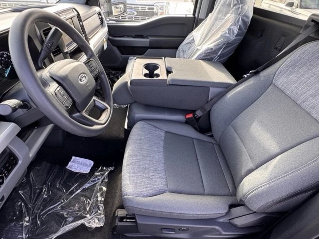 2025 Ford Super Duty 5th Gen - Image 17 of 27