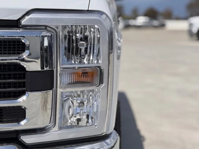 2025 Ford Super Duty 5th Gen - Image 8 of 12
