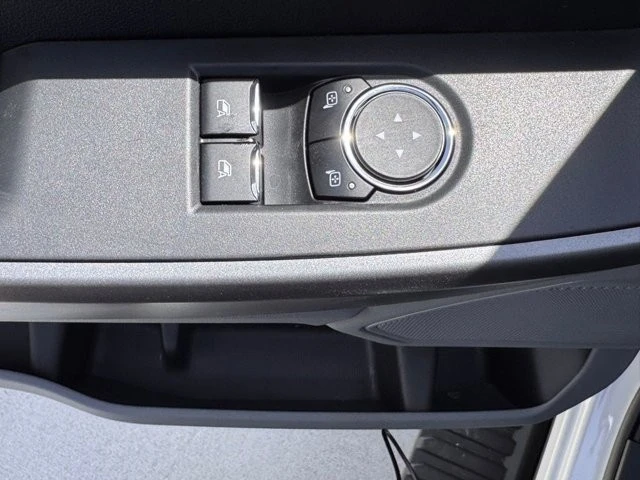 2025 Ford Super Duty 5th Gen - Image 16 of 26