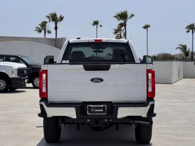 2025 Ford Super Duty 5th Gen - Image 11 of 12