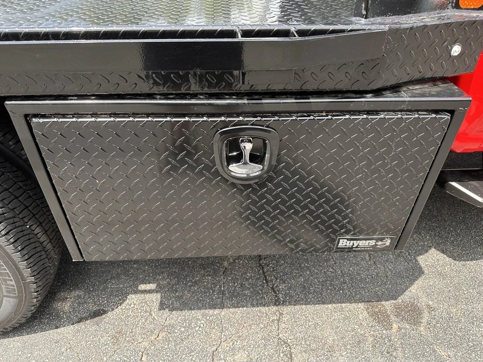 2025 Ford Super Duty 5th Gen - Image 8 of 21