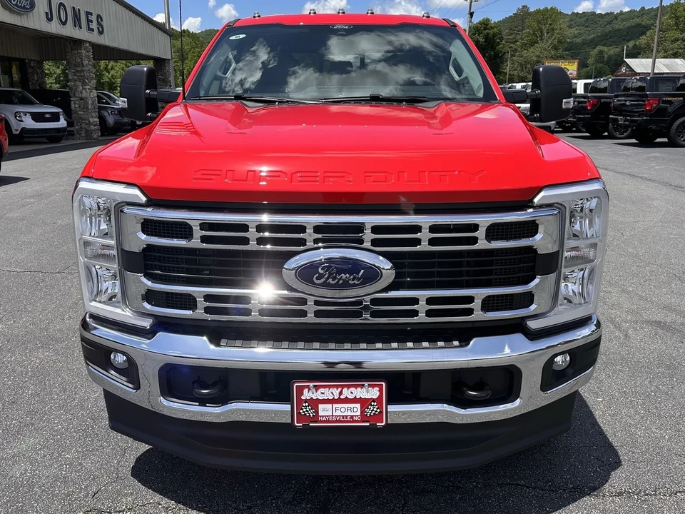 2025 Ford Super Duty 5th Gen - Image 3 of 21