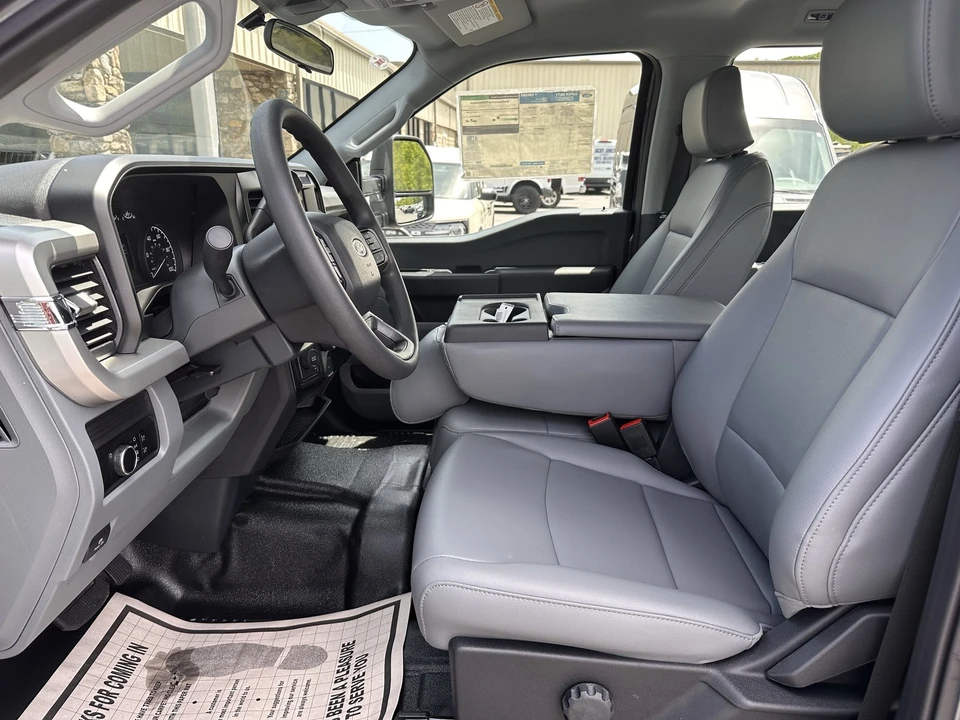 2025 Ford Super Duty 5th Gen - Image 8 of 21