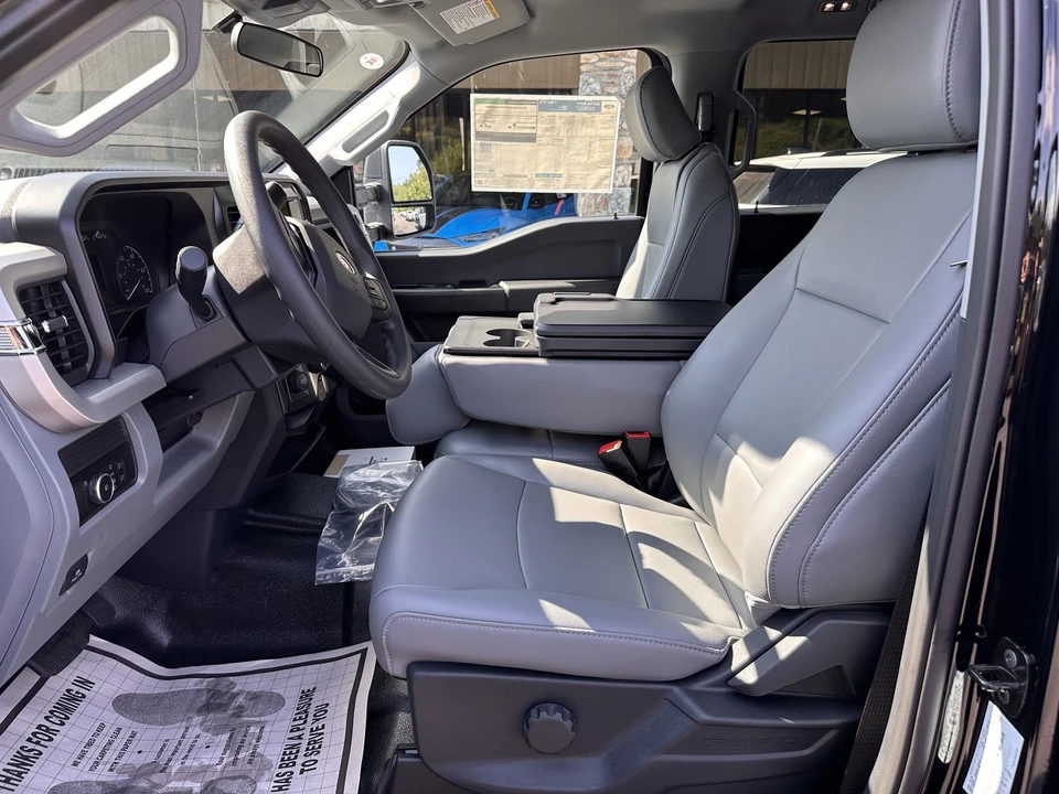 2025 Ford Super Duty 5th Gen - Image 10 of 21