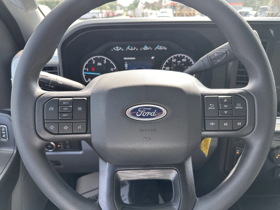 2025 Ford Super Duty 5th Gen - Image 18 of 21